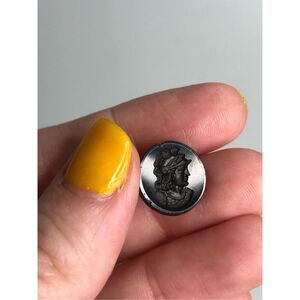 black glass carved trojan head roman profile lot of 4‎ has damage